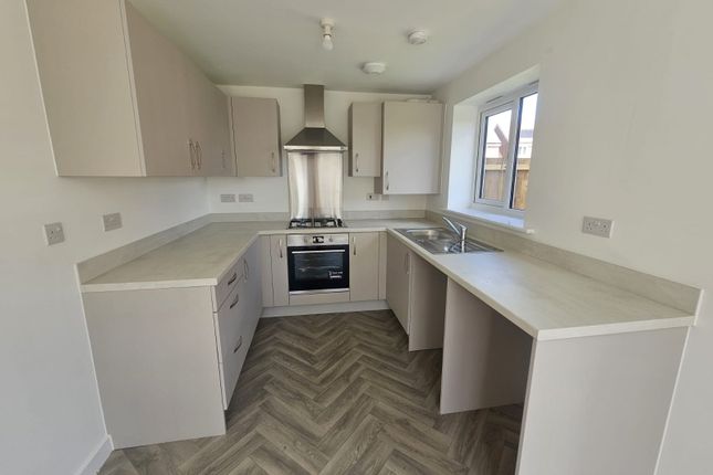 19, Oak Road, Deeside photo 4