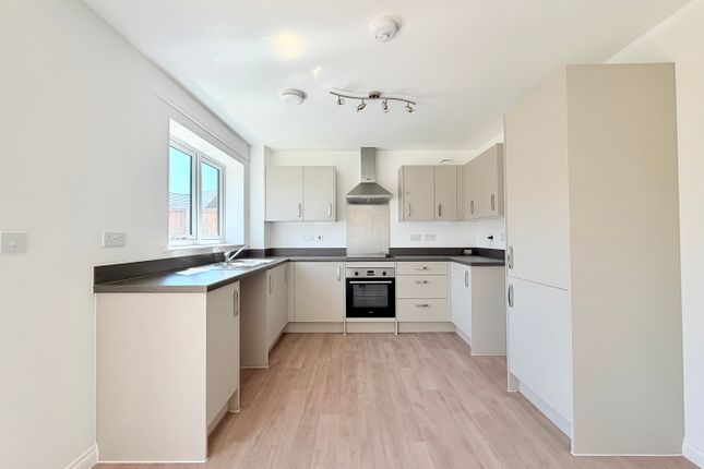 8, Hercules Drive, WELLINGBOROUGH photo 4