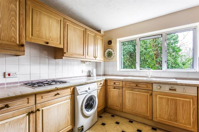 Flat for sale in Burwood House, West Hill, Oxted