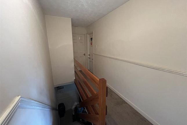 6, Hutton Terrace, Willington photo 3