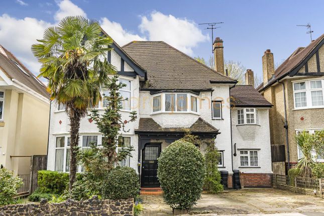 Thumbnail Detached house for sale in Lawrence Court, Mill Hill, London