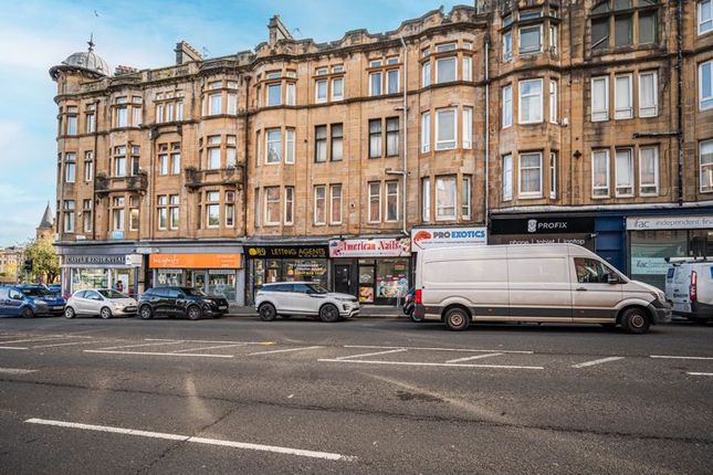 Thumbnail Flat for sale in Causeyside Street, Paisley
