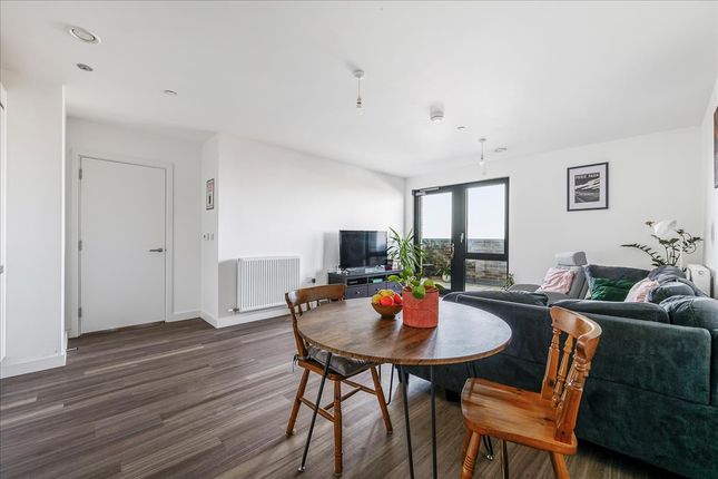 Flat for sale in Renown House, 236 Acton Lane, Park Royal, London