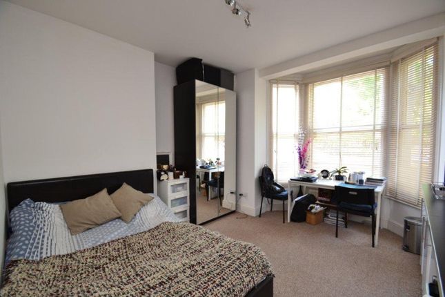 Thumbnail Studio to rent in The Vale, Acton