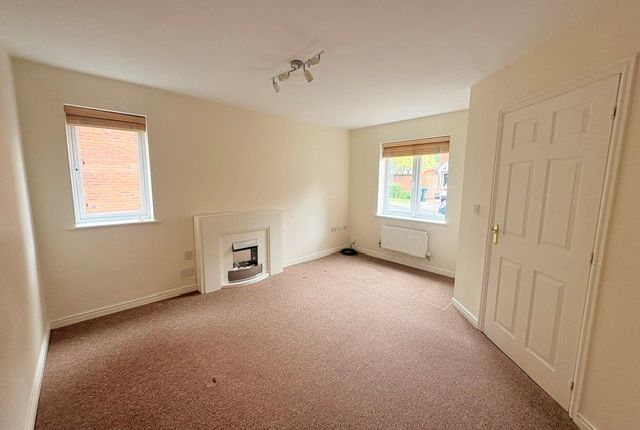 31, Coventry photo 5