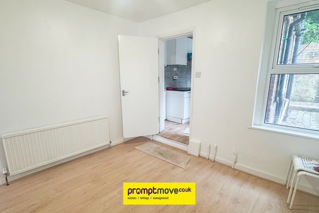 Hartley Road, Luton photo 5