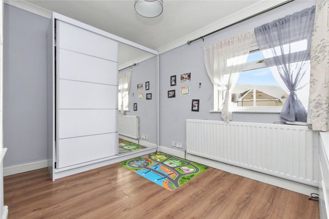42, Miles Hill View, West Yorkshire photo 5