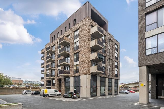 1383801-14-691Def...