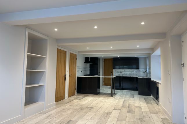 4, Worksop photo 5