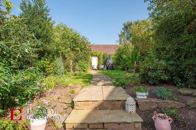 Cottage for sale in Ashow, Kenilworth