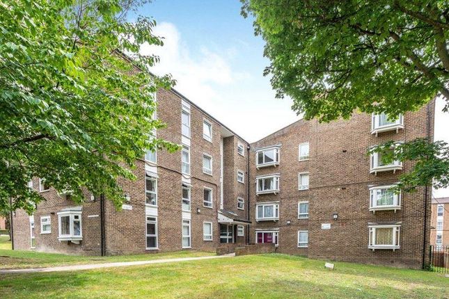 Flat to rent in Langley Park Road, Sutton