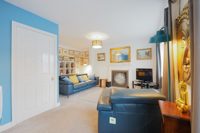 2, Springfields, West Bridgford photo 2