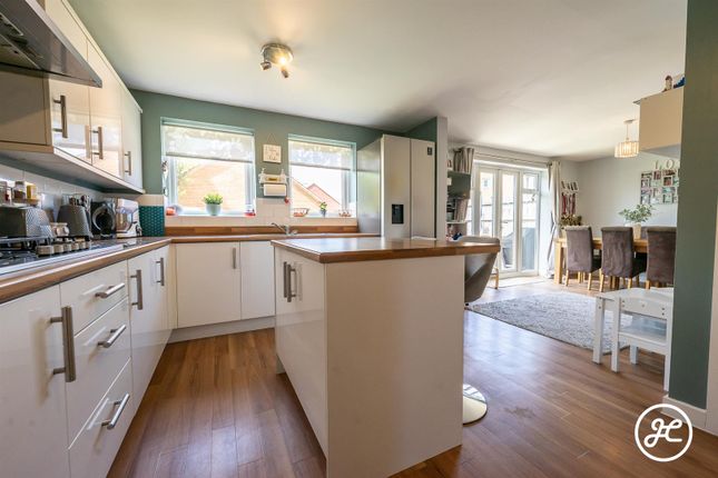 2, Westminster Way, Bridgwater photo 3