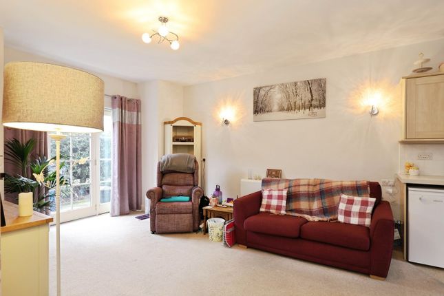 17, Huntsmans Drive, Oakham photo 4