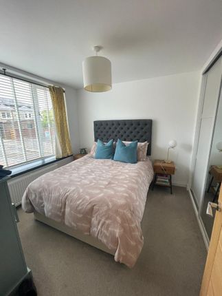 Bowling Green Road, Strathaven, ML10 6DR, Strathaven photo 3