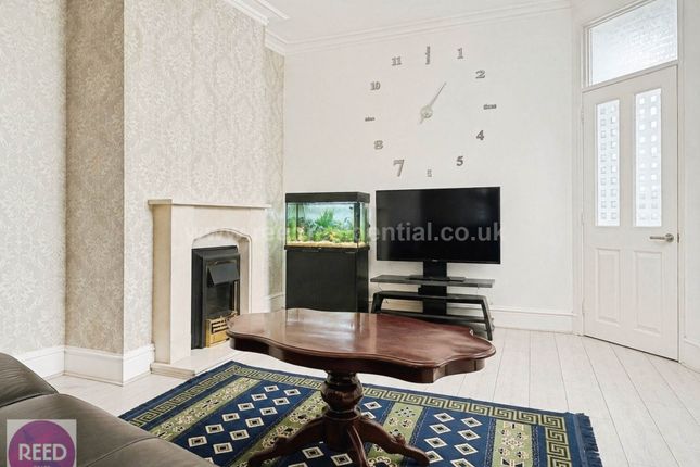 259, Hamlet Court Road, Westcliff On Sea photo 2