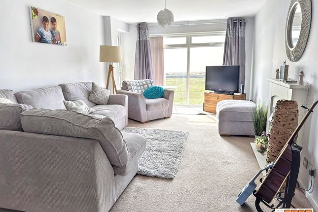 7 Sheerwater Court, 56-62 Southwood Road, Hayling Island photo 2