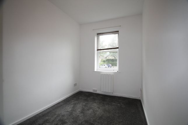 8, Clydeville Flats, Otley photo 4