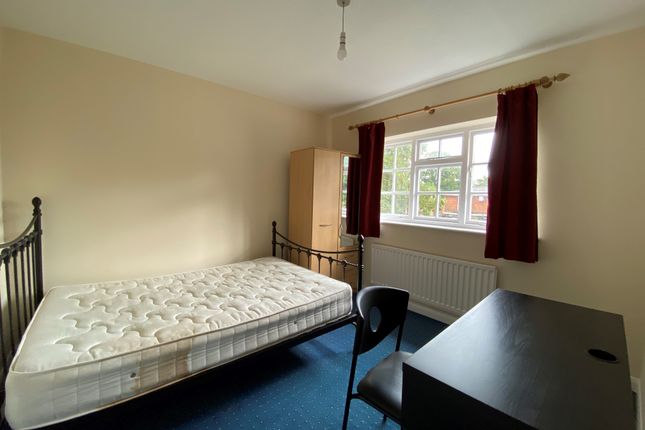 9, Grosvenor Mews, Southampton photo 4