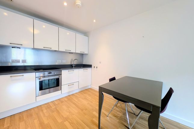 12 Mulberry House,, Burgage Square, West Yorkshire photo 2