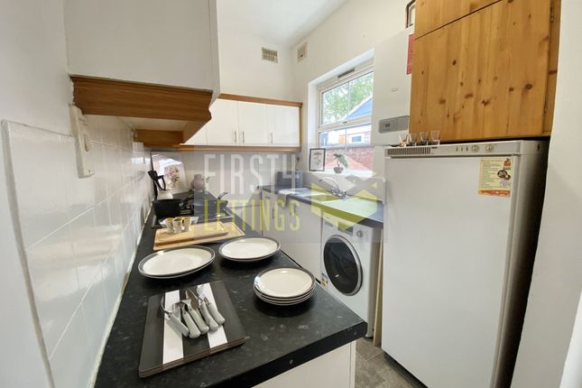 Clarendon Park Road, Leicester photo 3