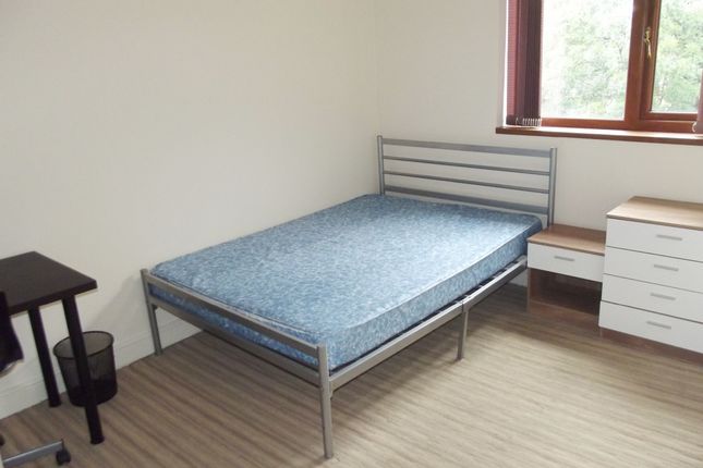 FLAT 3, 16 EGERTON ROAD, Fallowfield photo 3