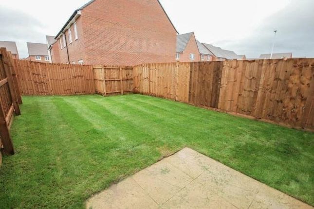 41, Harrowell Close, Rugby photo 5
