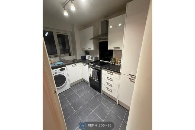 Victoria Way, Charlton, London photo 5
