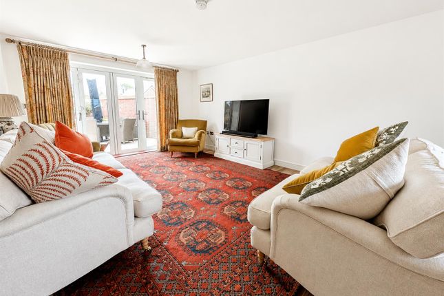 40, Red Clover Road, Uckfield photo 2
