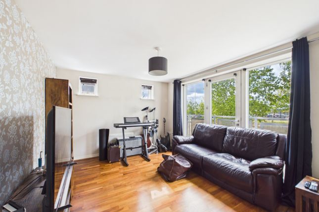 Apartment 15, Honey Court, Sotherby Drive, Cheltenham photo 2