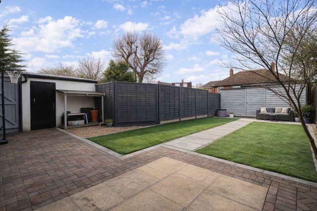 103, MILNE PARK EAST, CROYDON photo 3