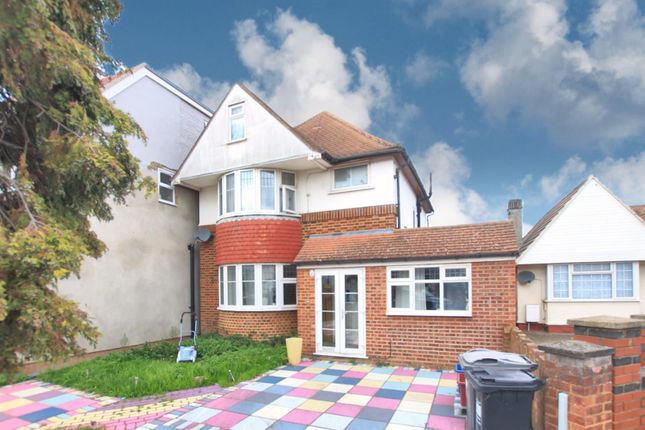 Thumbnail Detached house for sale in Roseheath Road, Hounslow