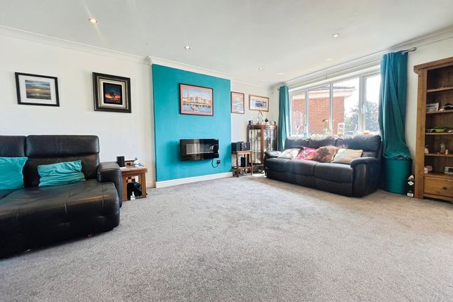 19, Kilbride Avenue, Bolton photo 2