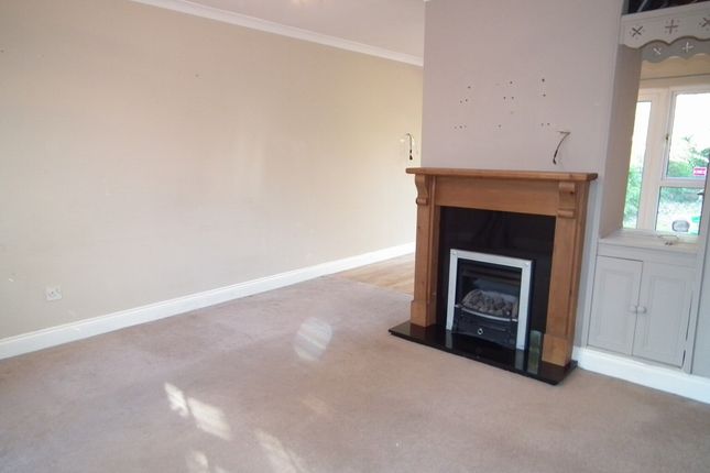 20 Torrington Drive, Potters Bar photo 3
