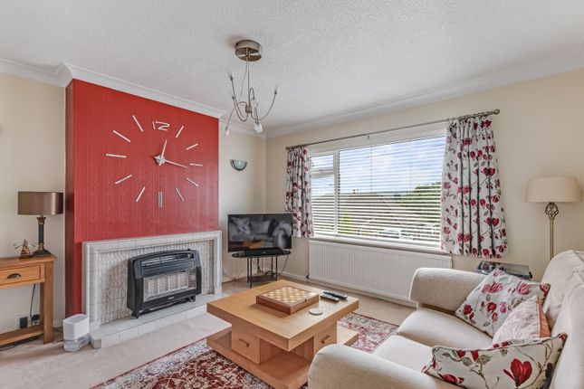16, Moor Park Drive, Ilkley photo 2