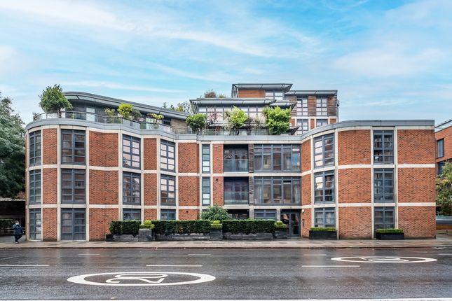 Flat 22, Westrovia Court, 5, Moreton Street, London photo 2