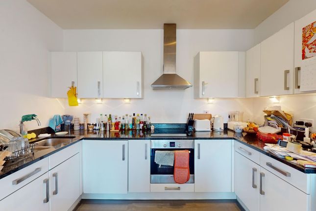 85, Cherrywood Lodge, LONDON photo 2