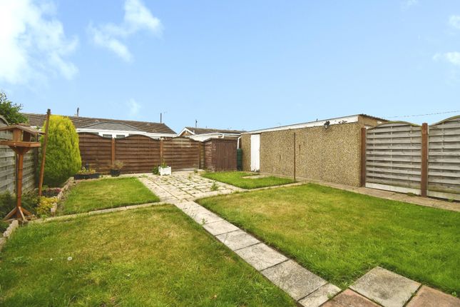 55, Winchester Close, Hull photo 4
