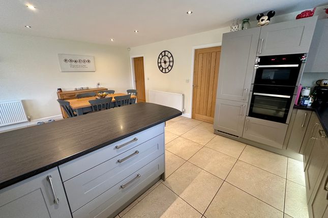 Detached house for sale in Chatsworth Gardens, Edenthorpe, Doncaster
