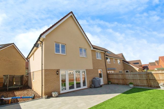 Detached house for sale in Parish Place, Rayleigh, Essex