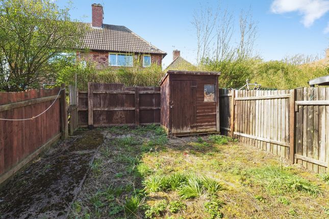 57, Austrey Avenue, Nottingham photo 4