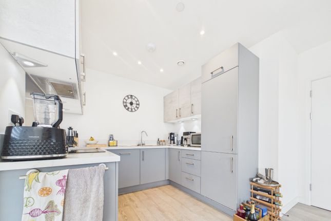 Flat 28, 2, Carraway Street, Reading photo 4