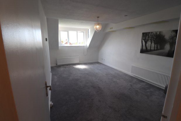 Flat to rent in Kavanaghs Road, Brentwood