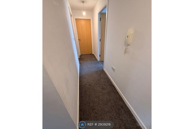 Flat, Rossall Court Reeds Lane, Wirral photo 3