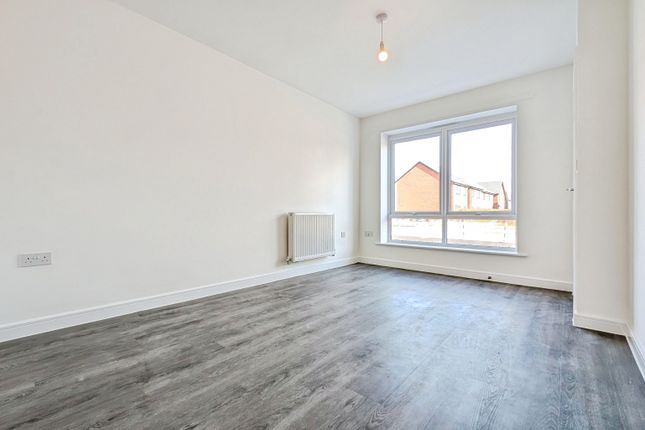 6 Yealm Close, Chellaston, Derbyshire photo 4