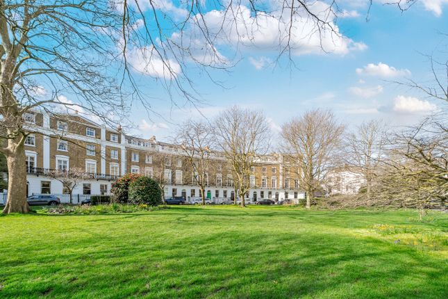 1 Denmark Lodge,, Crescent Grove, London photo 4