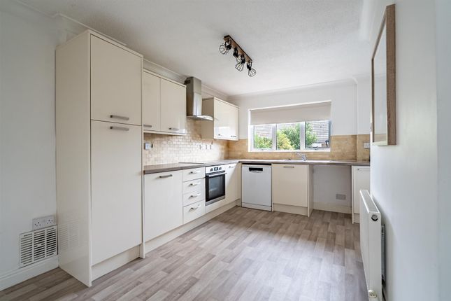 12, Moat Way, Selby photo 2