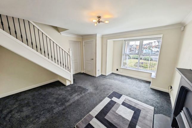 16, Bede Close, Newcastle Upon Tyne photo 4
