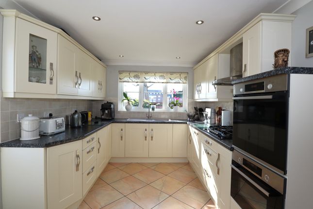 14, Aisne Close, Lincoln photo 3