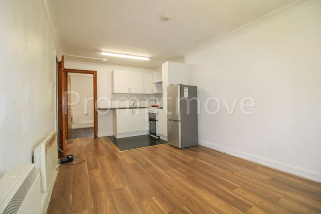 Property to rent in The Ridings, Luton